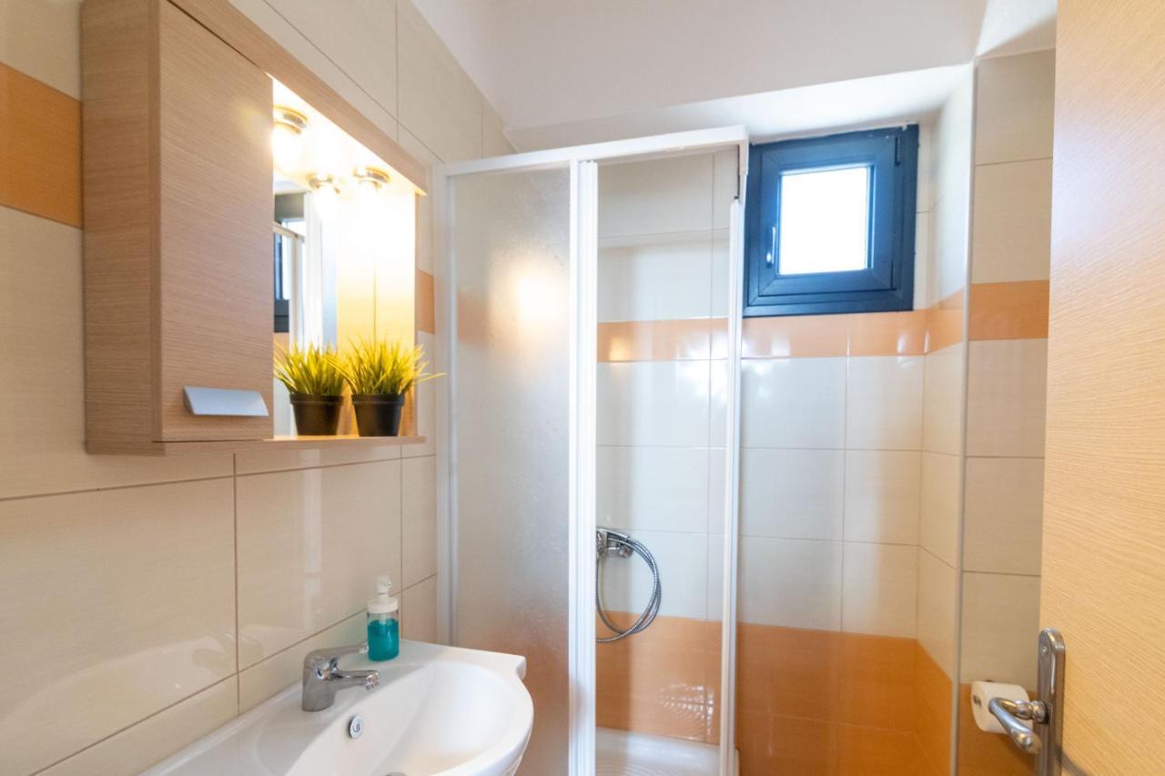 Apartamento De Angel Геракини Екстериор снимка